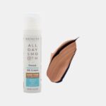 BEE FACTOR ΕΝΥΔΑΤΙΚΗ ΚΡΕΜΑ ΜΕ ΧΡΩΜΑ ΣΚΟΥΡΑ ΑΠΟΧΡΩΣΗ / BB CREAM DARK TONE – 40ML - Image 2
