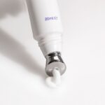 GARDEN ΚΡΕΜΑ ΜΑΤΙΩΝ METALLIC APPLICATOR ΓΙΑ ΕΝΥΔΑΤΩΣΗ ΚΑΙ ΑΝΑΠΛΑΣΗ 20ML - Image 2