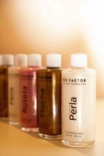 BEE FACTOR GLOW UP PERLA / SHIMMERING BODY MILK – 100ML - Image 3