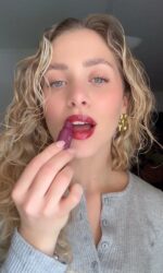 AURORA PERFECT LIP COMBO - RE VELVET BURGUNDY - Image 4